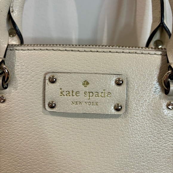 KATE SPADE NEW YORK Leather Cream Ecru Pink Lining Purse Crossbody Satchel - Picture 4 of 14